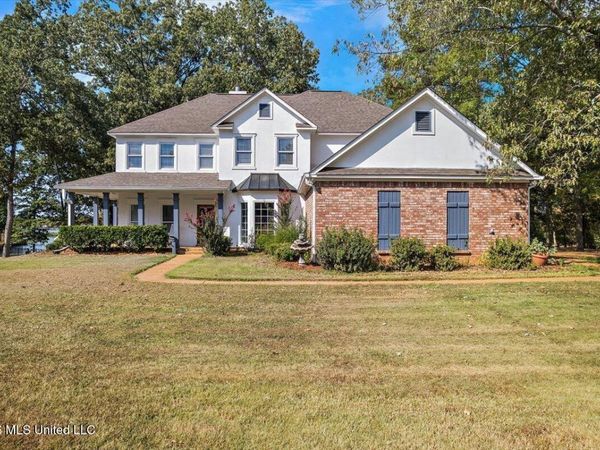 150 Lake Ridge Drive, Madison, MS 39110
