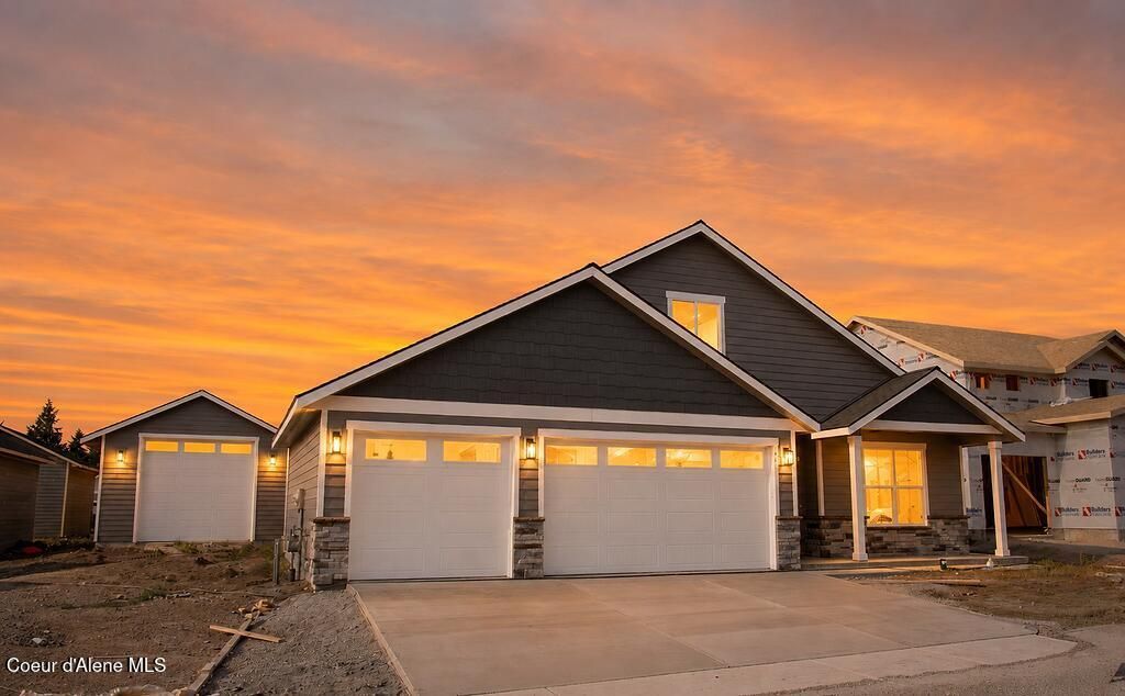 4497 E Savea Ln, Post Falls, ID 83854 Main Photo