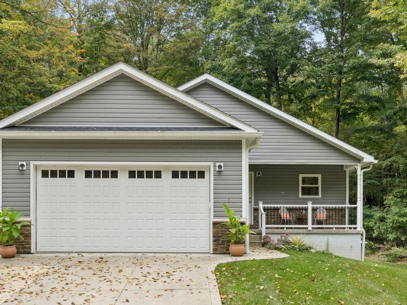 714 Crestrose Drive, Howard, OH 43028 Photo 2