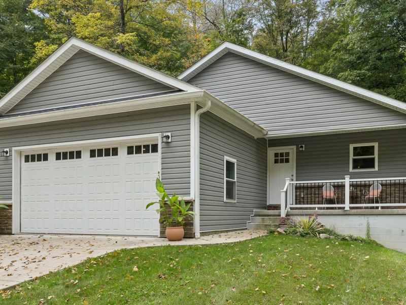 714 Crestrose Drive, Howard, OH 43028 Photo 3