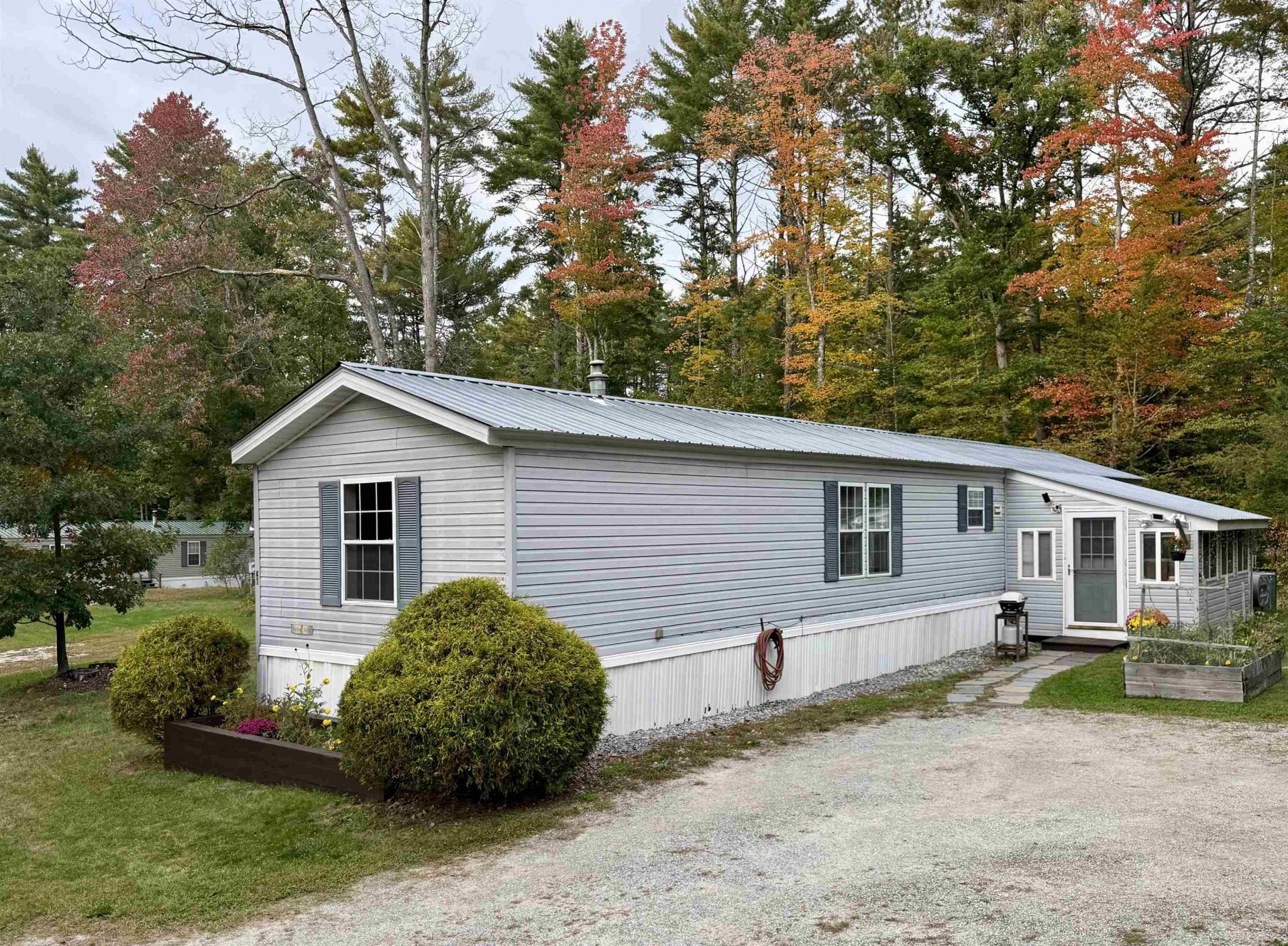 41 Pleasant Lane, Warner, NH 03278 Main Photo