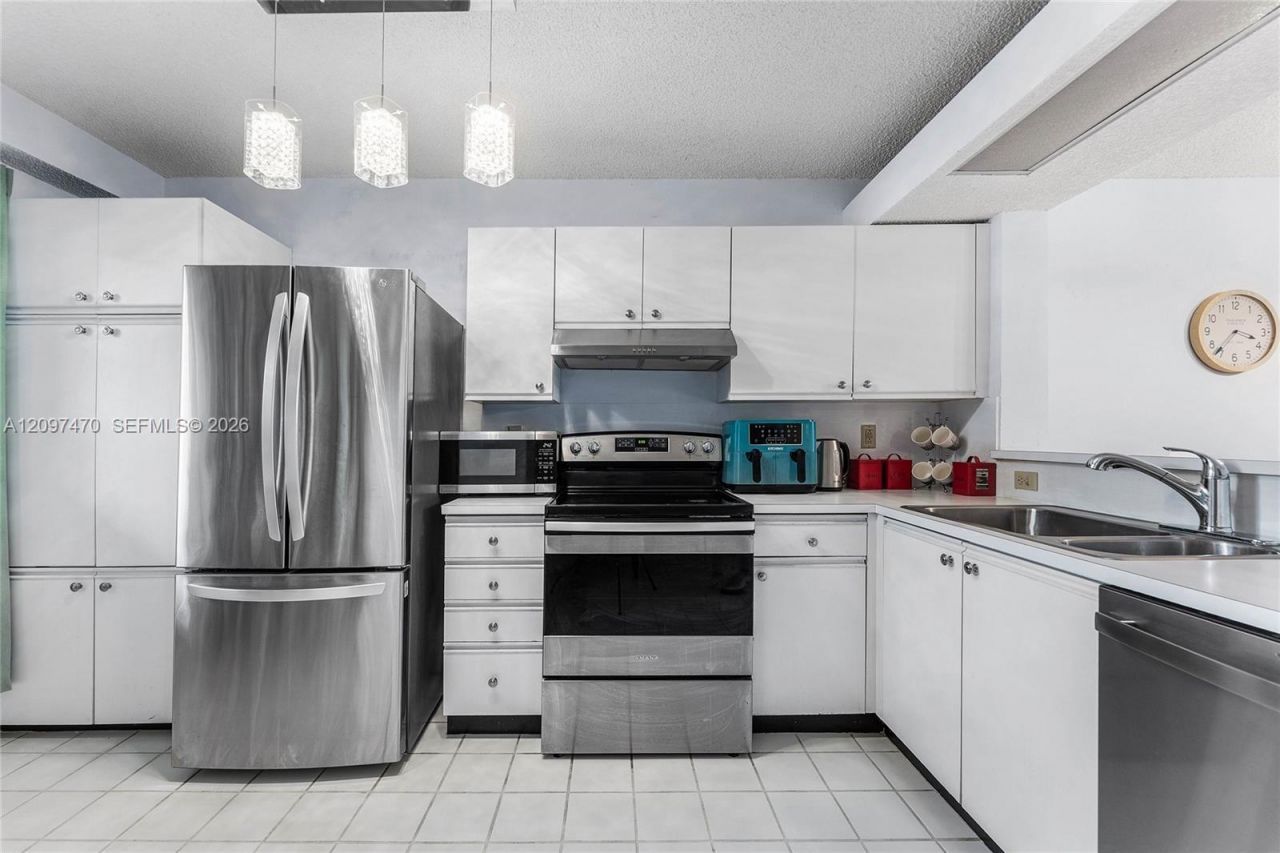 7737 NW 79th Ave, Unit 206, Tamarac, FL 33321 Photo