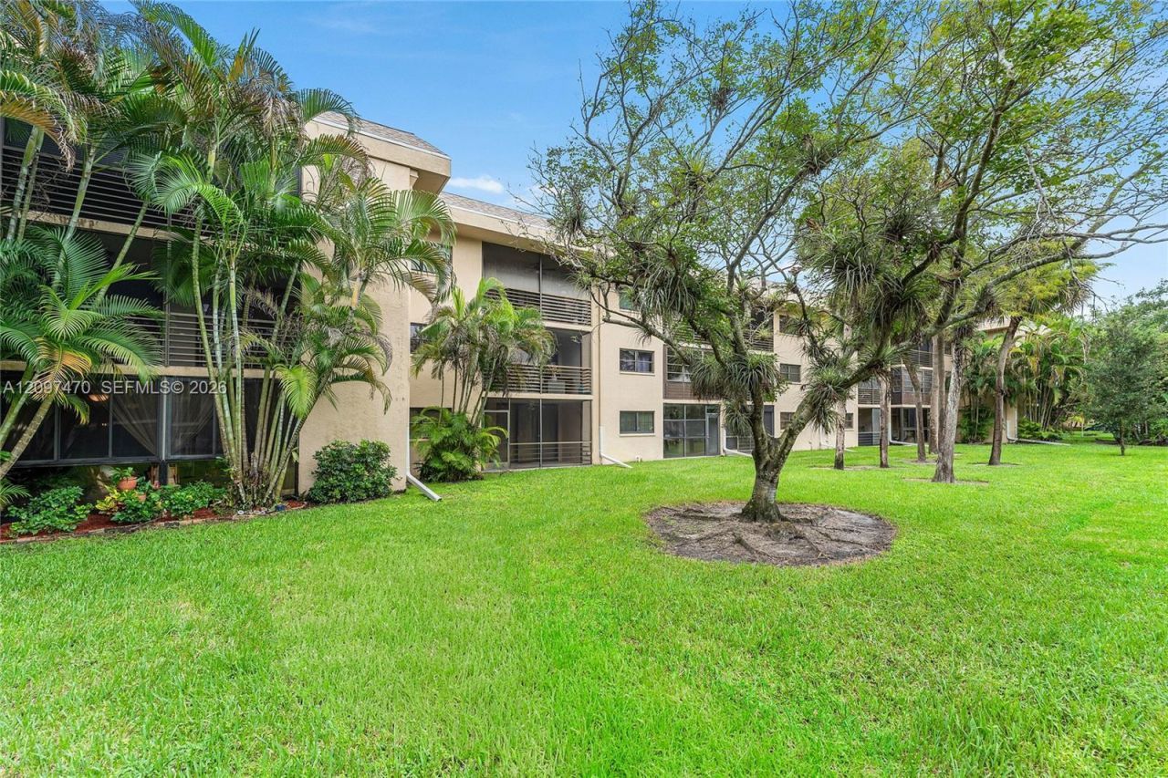 7737 NW 79th Ave, Unit 206, Tamarac, FL 33321 Photo