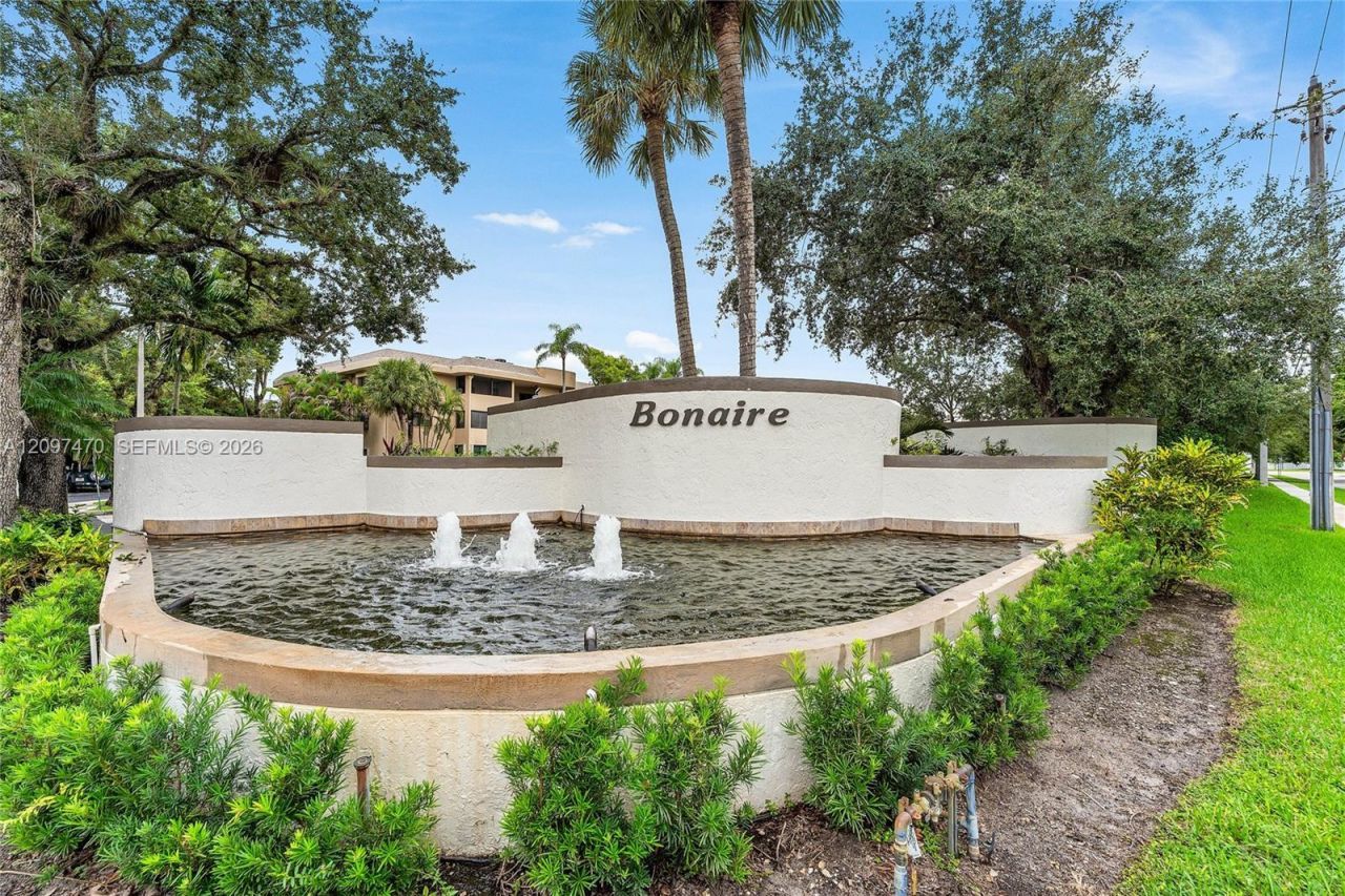7737 NW 79th Ave, Unit 206, Tamarac, FL 33321 Photo