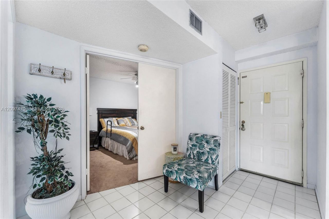 7737 NW 79th Ave, Unit 206, Tamarac, FL 33321 Photo