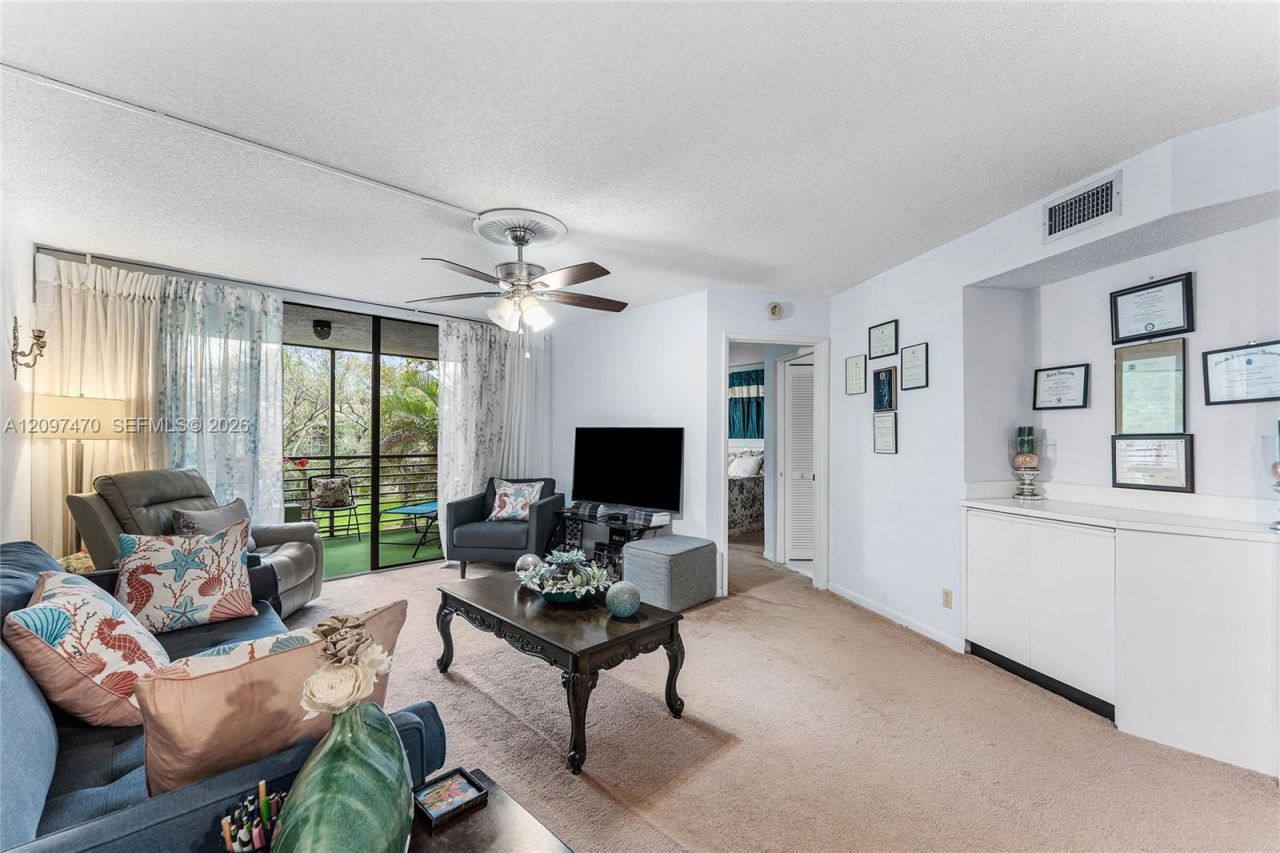 7737 NW 79th Ave, Unit 206, Tamarac, FL 33321 Photo