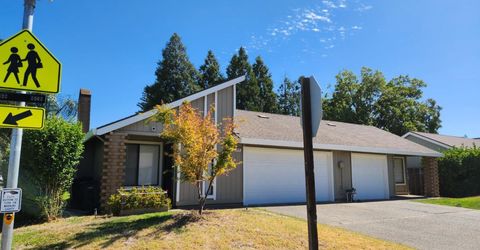 2401 Berrywood Dr, Rancho Cordova, CA 95670 Photo