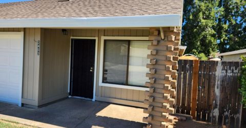 2401 Berrywood Dr, Rancho Cordova, CA 95670 Photo