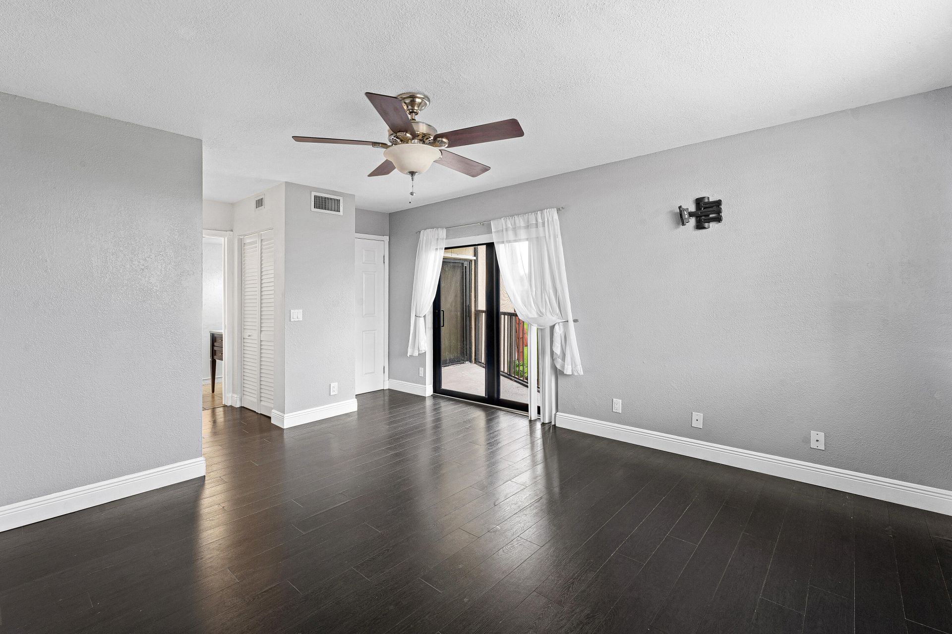 3754 Victoria Drive, West Palm Beach, FL 33406 Photo