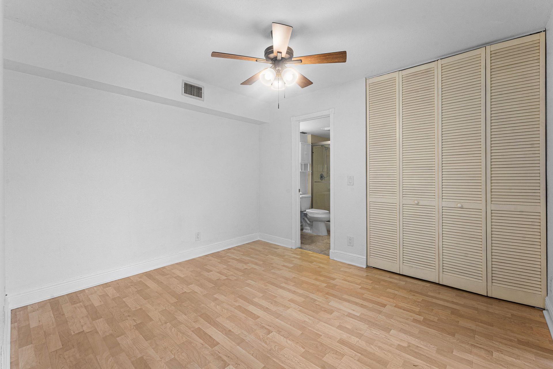 3754 Victoria Drive, West Palm Beach, FL 33406 Photo