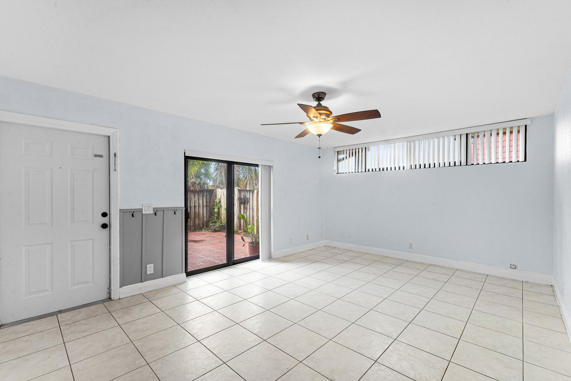 3754 Victoria Drive, West Palm Beach, FL 33406 Photo