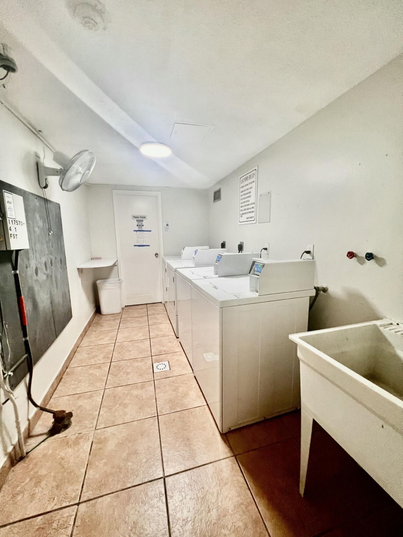 17570 Atlantic Boulevard, Unit 416, Sunny Isles Beach, FL 33160 Photo