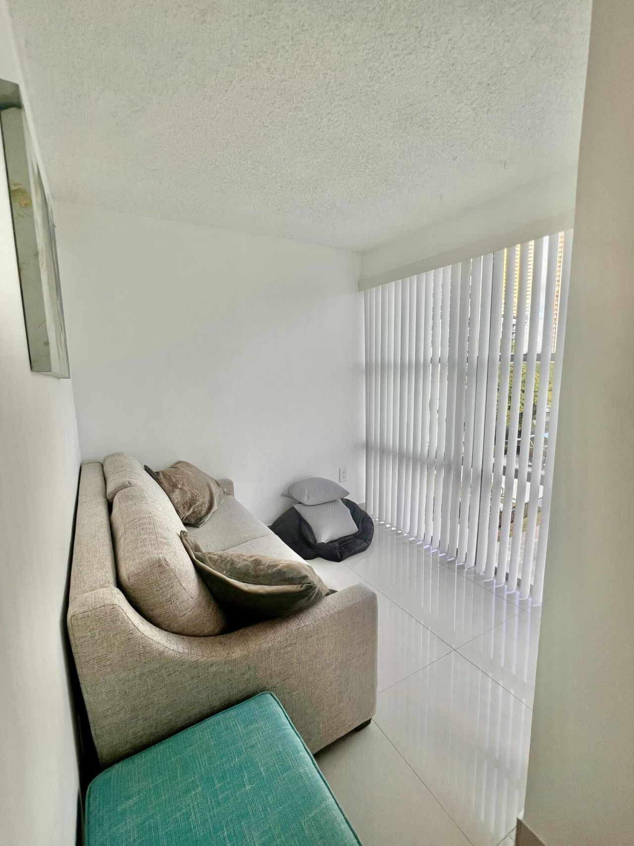 17570 Atlantic Boulevard, Unit 416, Sunny Isles Beach, FL 33160 Photo