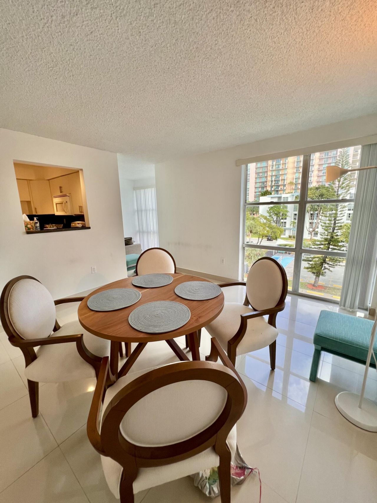 17570 Atlantic Boulevard, Unit 416, Sunny Isles Beach, FL 33160 Photo