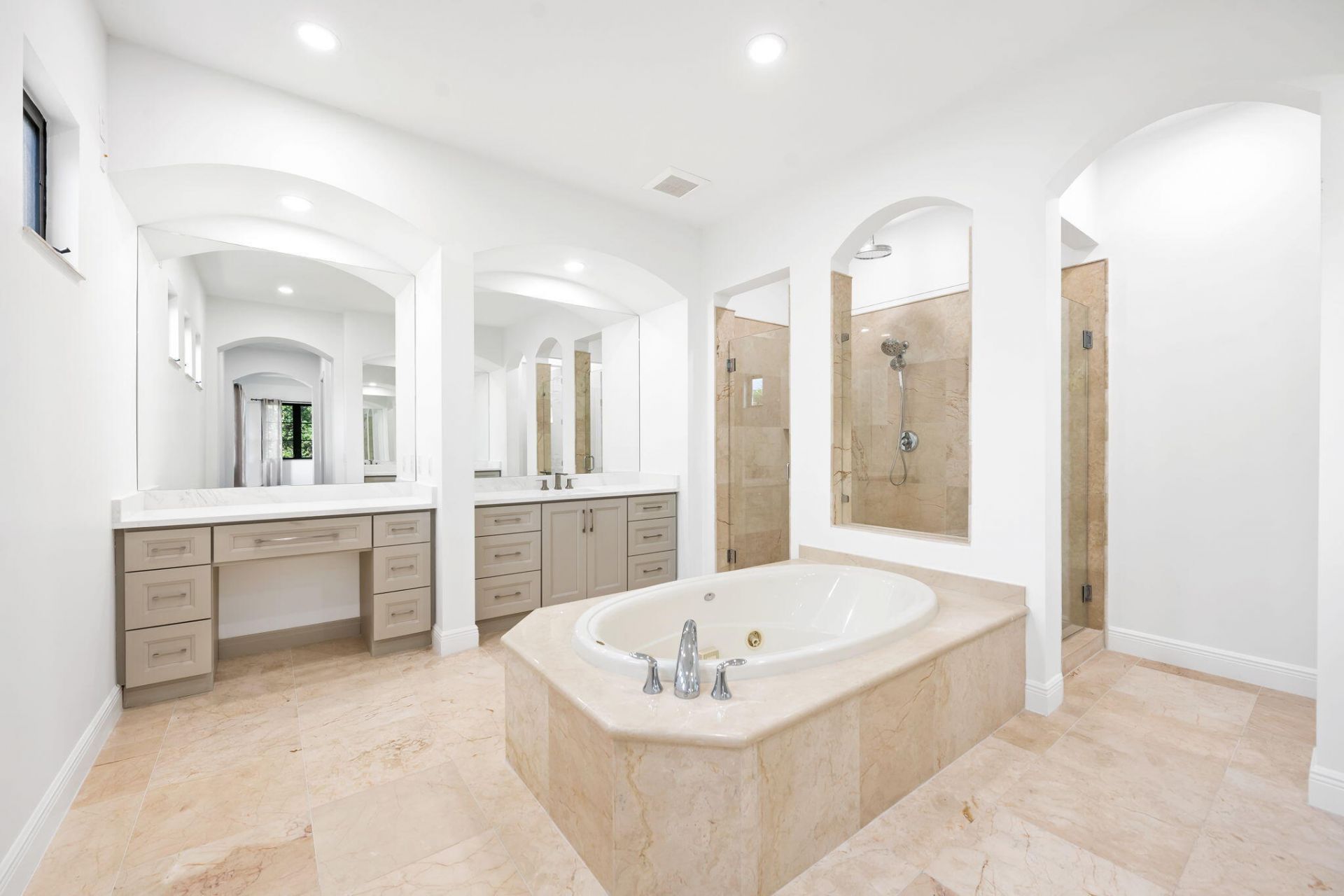 8242 Emerald Avenue, Parkland, FL 33076 Photo