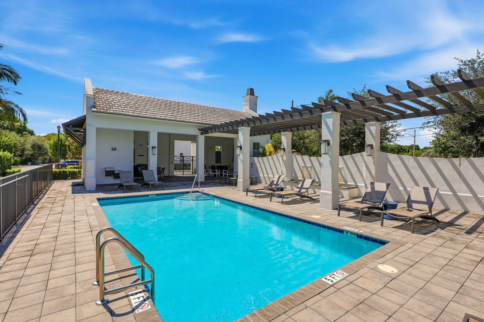 910 Hamilton Lane, Delray Beach, FL 33483 Photo