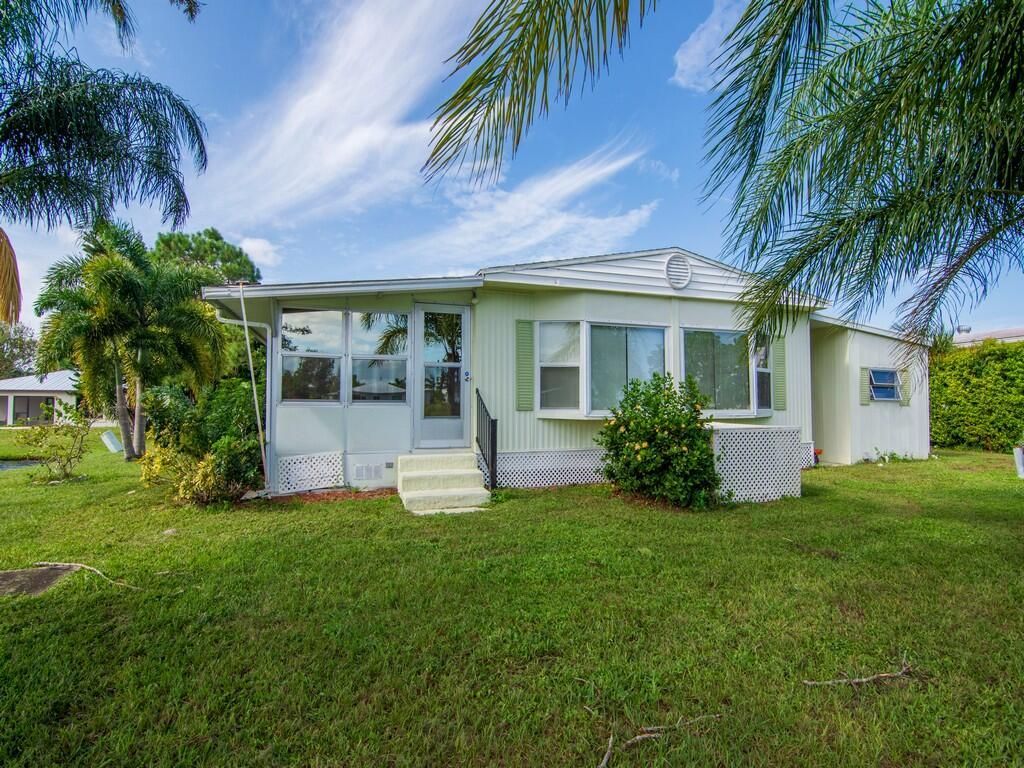 7 La Paloma Lane, Port Saint Lucie, FL 34952 Photo