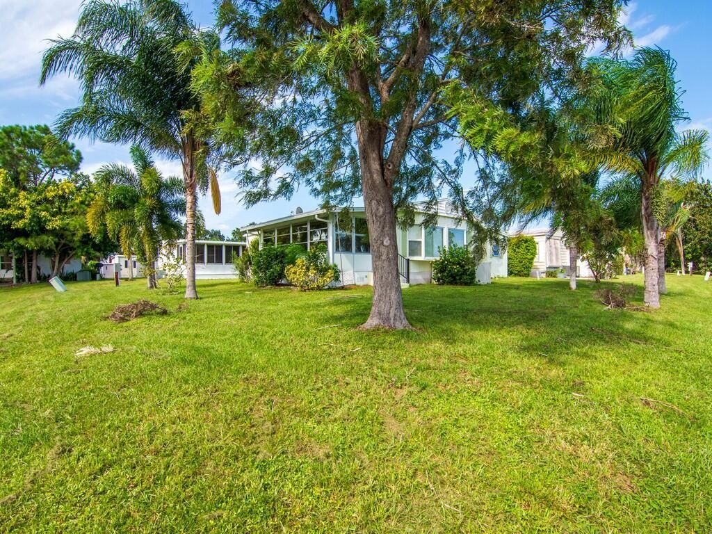 7 La Paloma Lane, Port Saint Lucie, FL 34952 Photo