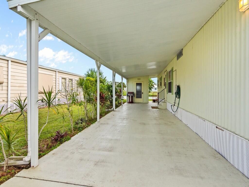 7 La Paloma Lane, Port Saint Lucie, FL 34952 Photo