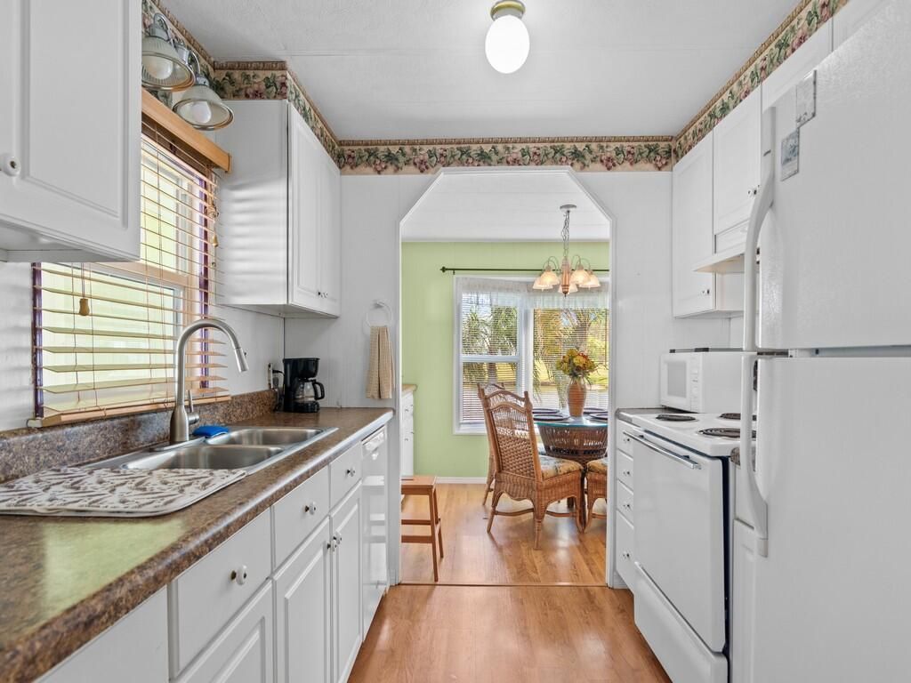 7 La Paloma Lane, Port Saint Lucie, FL 34952 Photo