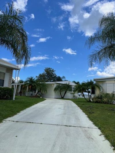 7 La Paloma Lane, Port Saint Lucie, FL 34952 Photo