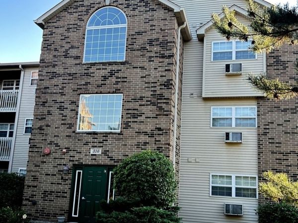 310 Cunat Boulevard , Unit 1F, Richmond, IL 60071