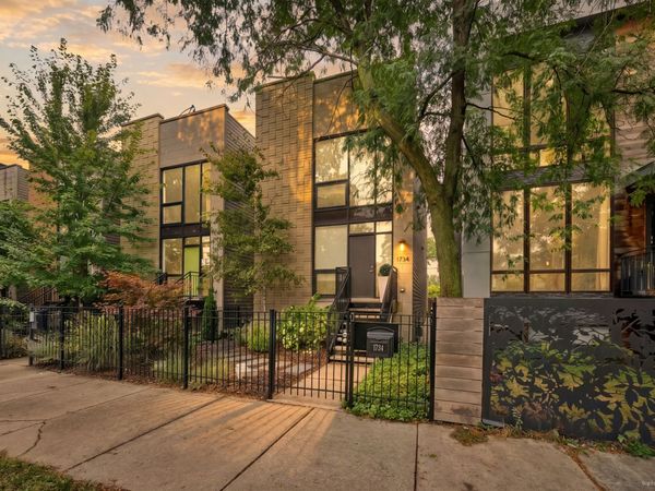 1734 N Humboldt Boulevard, Chicago, IL 60647
