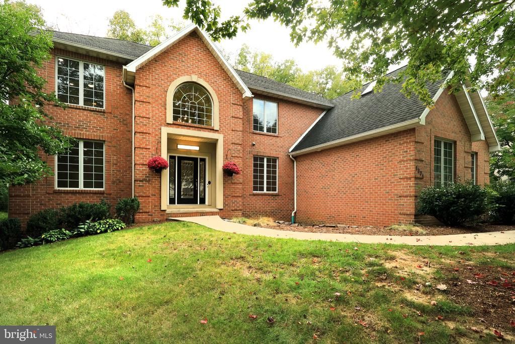 1304 MEGAN DRIVE, STATE COLLEGE, PA 16803