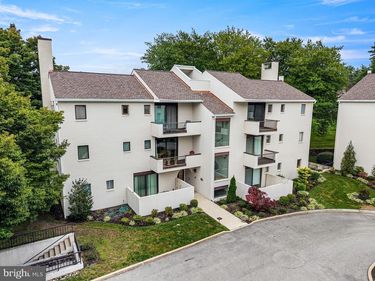 6 CHAMOND, DEVON, PA 19333