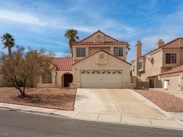 2118 Fountain Springs Drive, Henderson, NV 89074