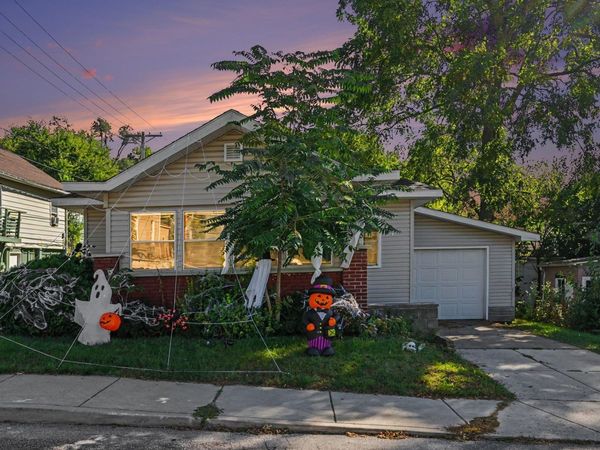 708 Liberty Drive, Mishawaka, IN 46545