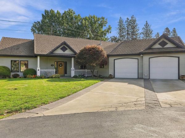 4921 S Woodfield Ln, Spokane, WA 99223
