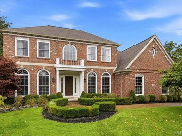 178 Golden Pheasant Drive, Getzville, NY 14068