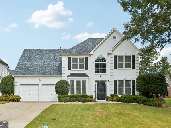 550 Camber Woods Drive, Roswell, GA 30076