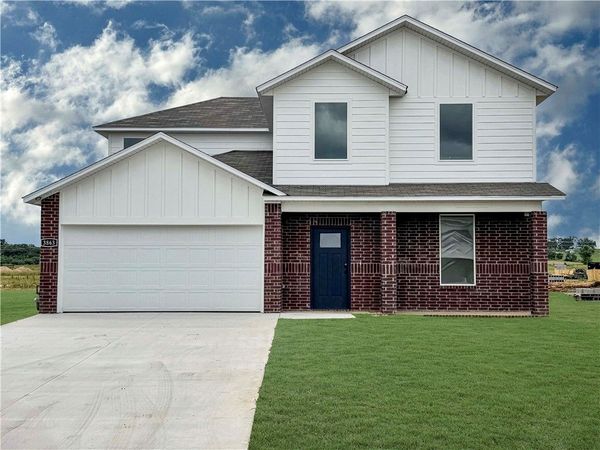 3902 Crescent Springs Avenue , Springdale, AR 72764