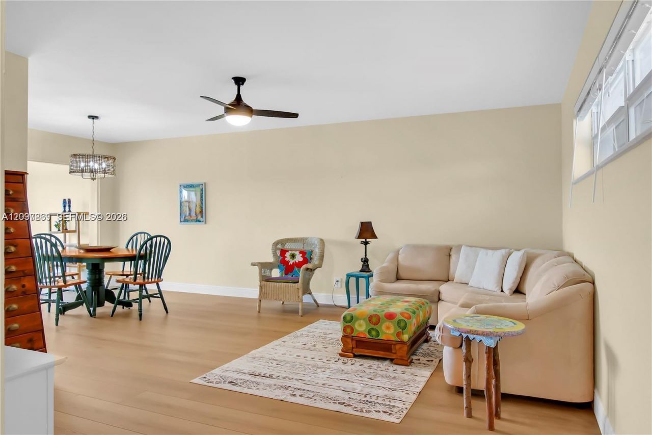 7 Colonial Club Drive , Unit 302, Boynton Beach, FL 33435 Photo