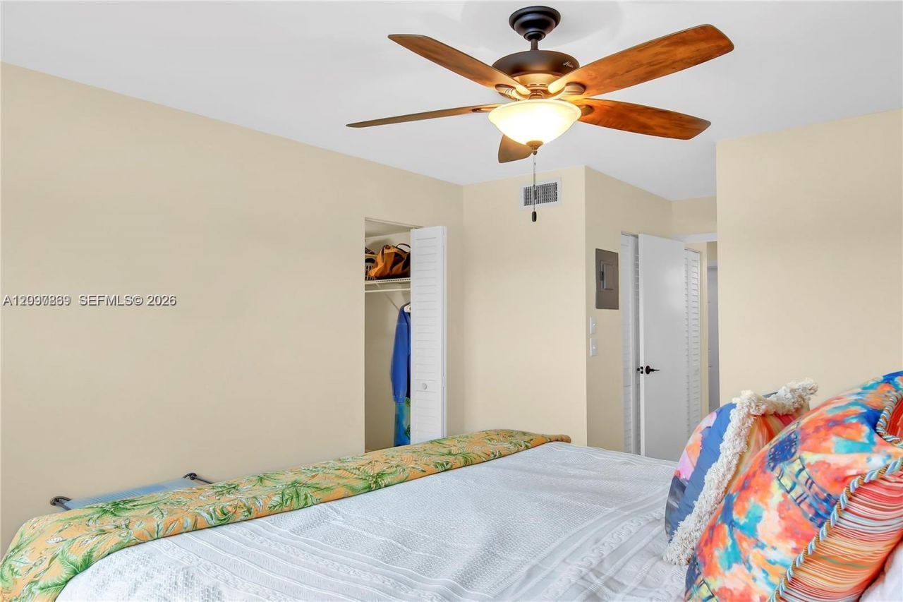 7 Colonial Club Drive , Unit 302, Boynton Beach, FL 33435 Photo