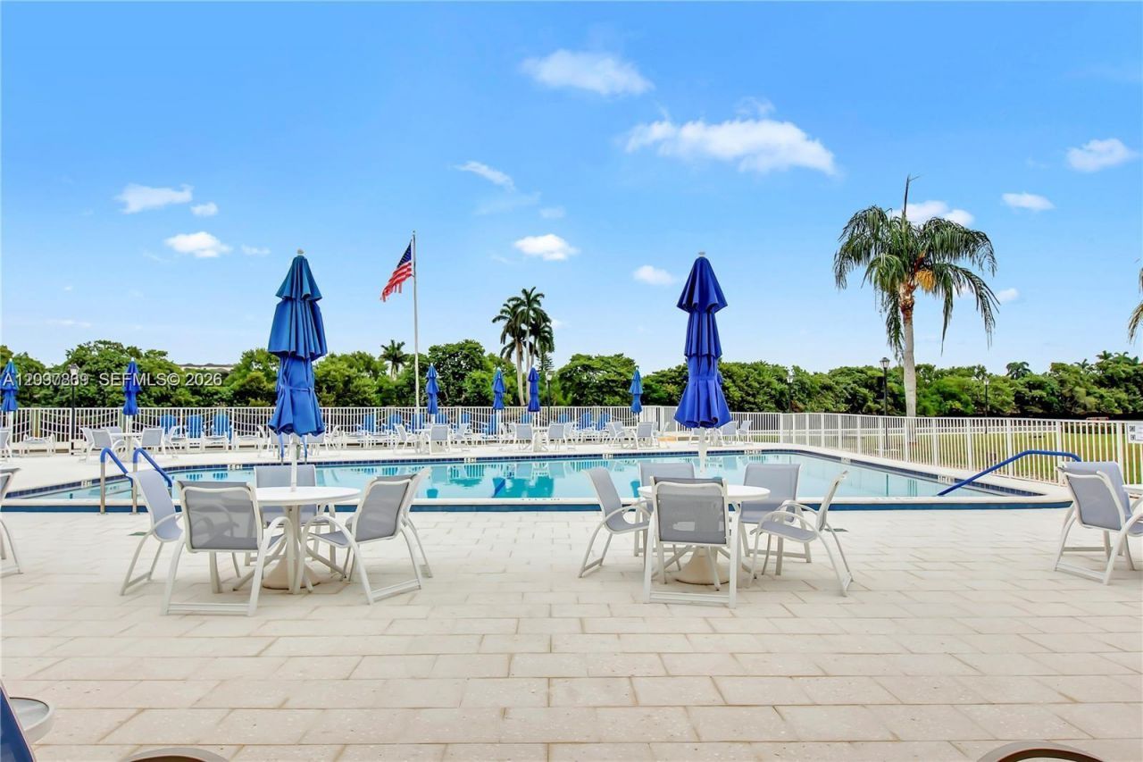 7 Colonial Club Drive , Unit 302, Boynton Beach, FL 33435 Photo