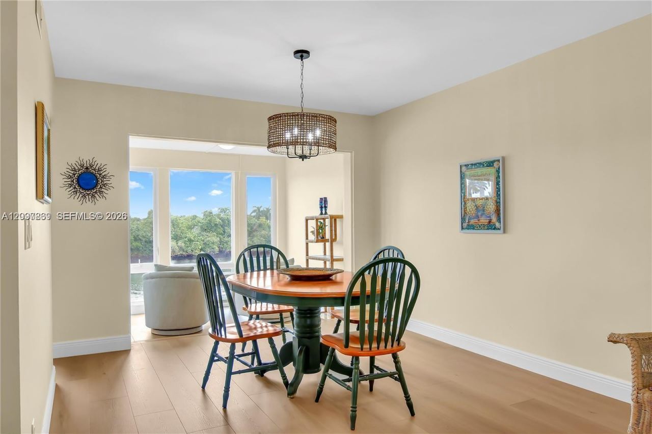 7 Colonial Club Drive , Unit 302, Boynton Beach, FL 33435 Photo