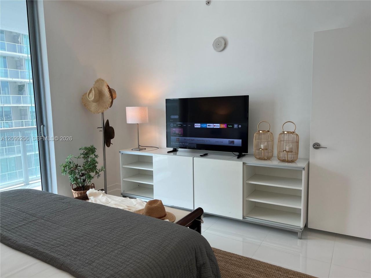 1111 SW 1st Ave, Unit 2915-N, Miami, FL 33130 Photo