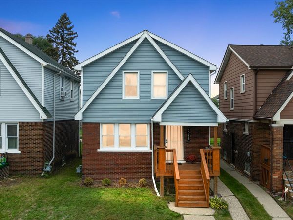 5065 Evaline Street, Hamtramck, Mi 48212