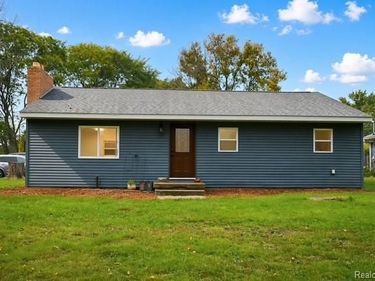 4441 E Court Street, Burton, Mi 48509