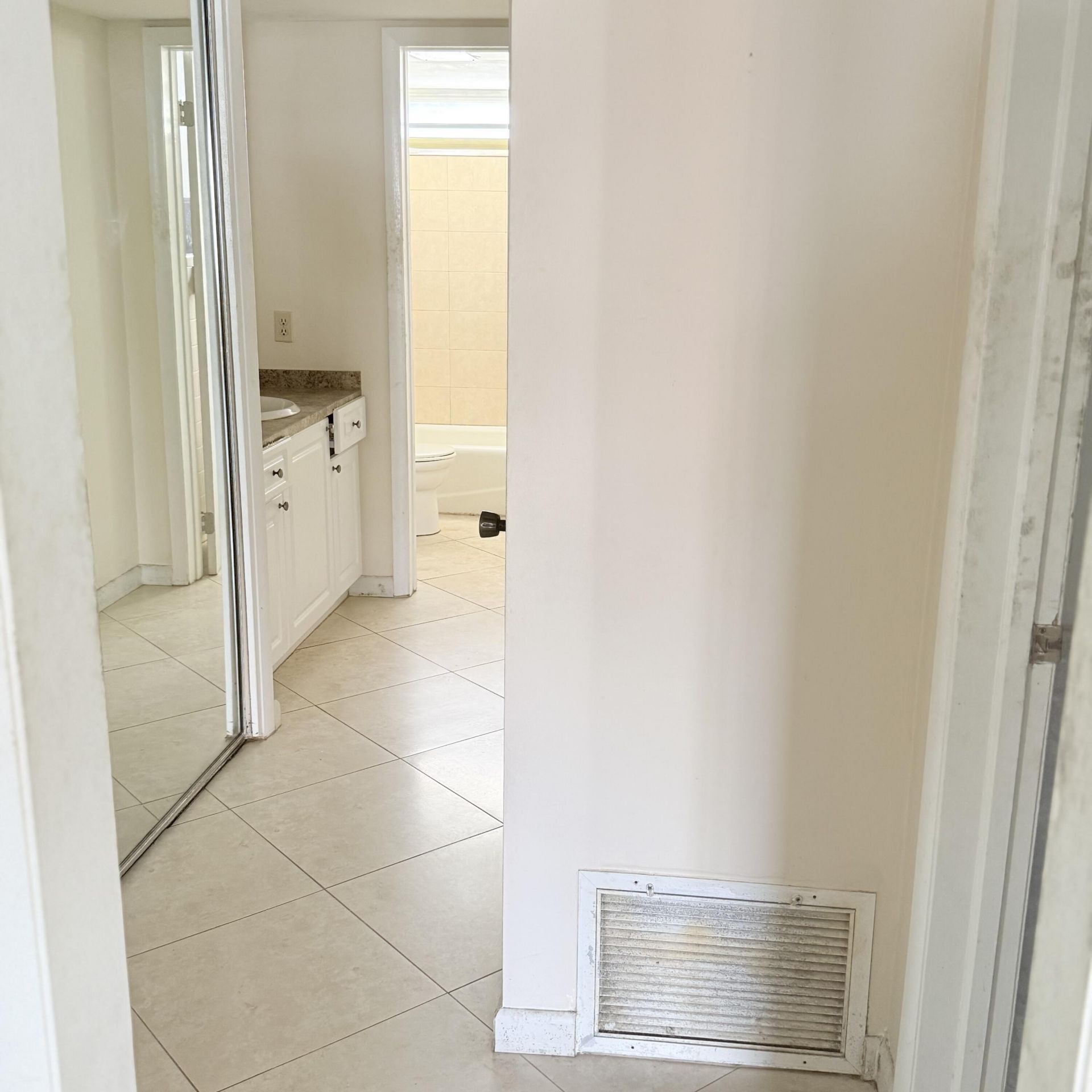 20 SE 13th Street, Unit a2, Boca Raton, FL 33432 Photo