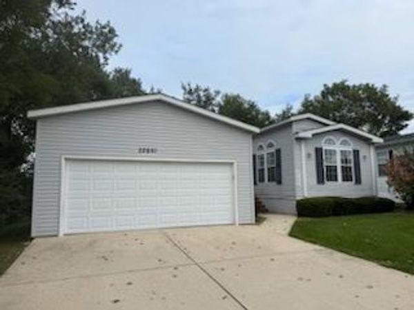 22651 Foxfire Drive , Frankfort, IL 60423