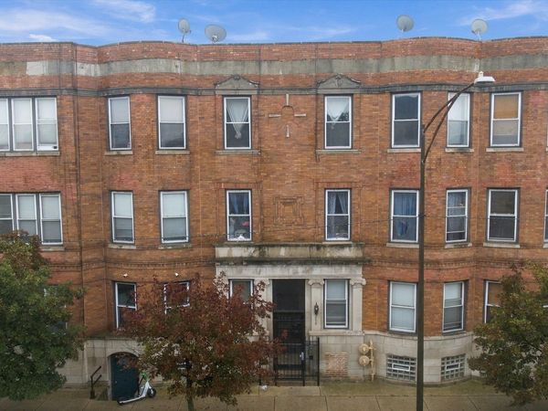 231 E 59th Street , Unit 1, Chicago, IL 60637