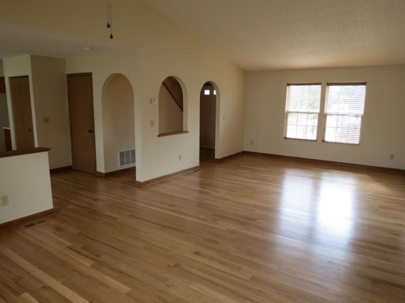 5451 Bentonhurst Court , Galloway, OH 43119 Photo 5