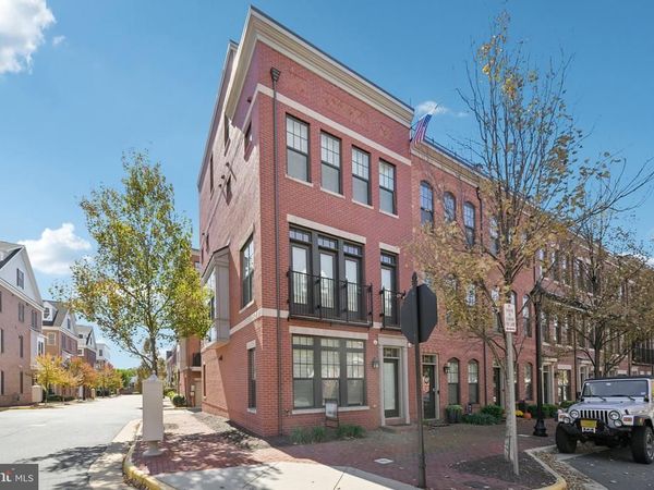 265 CRESCENT STATION TERRACE SE, LEESBURG, VA 20175