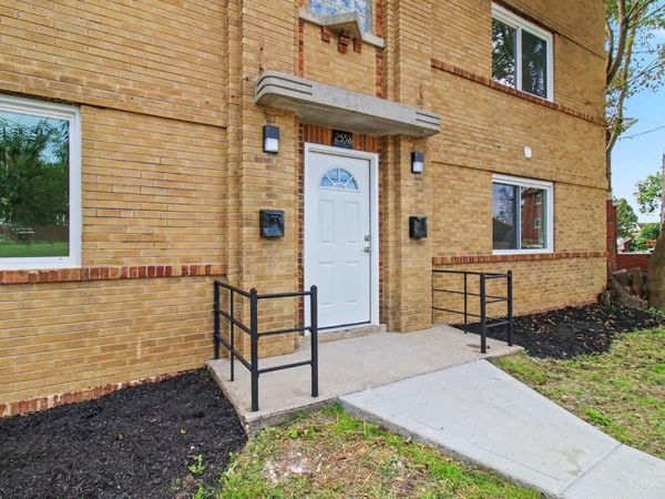 2558 Orland, Cincinnati, OH 45211