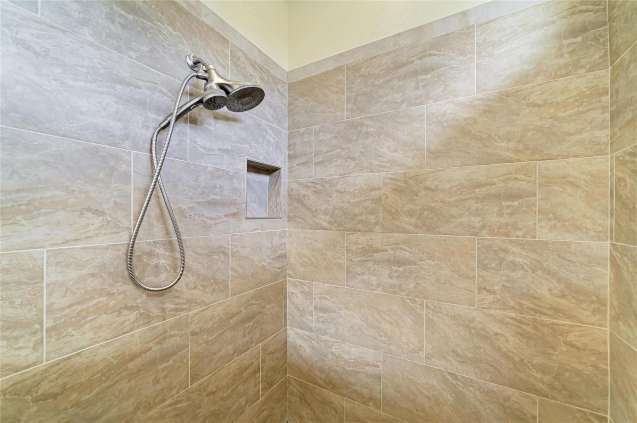 12105 Beeflower Drive , Lakewood Ranch, FL 34202 Photo