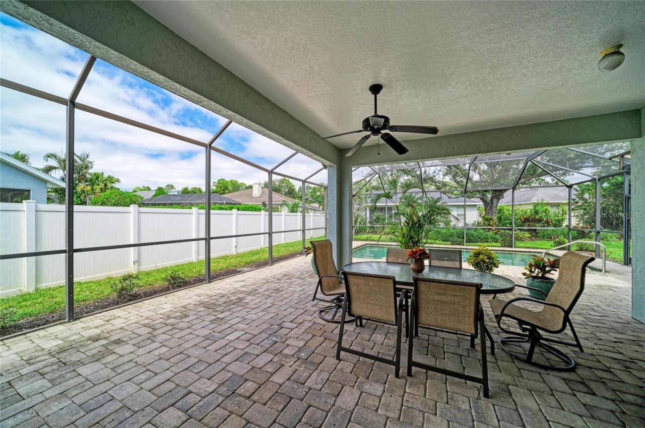12105 Beeflower Drive , Lakewood Ranch, FL 34202 Photo